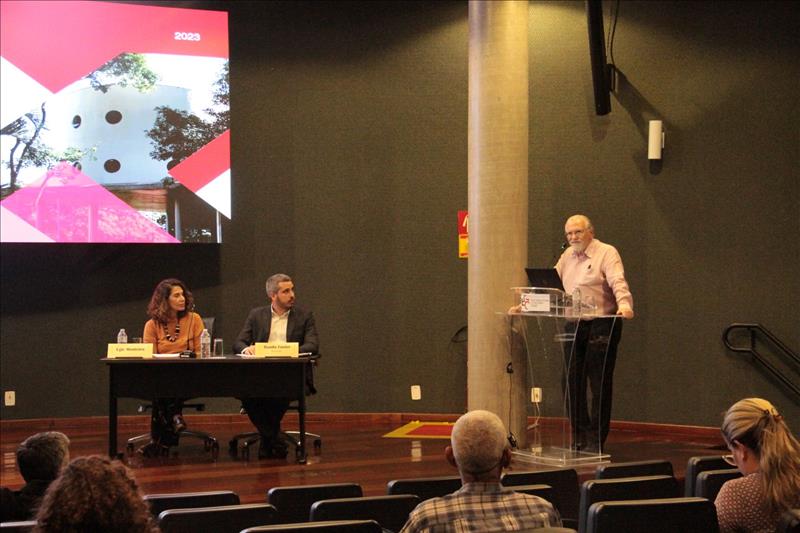 Hoje, das milhões de pessoas atendidas pelo SUS, 80% dependem exclusivamente dele