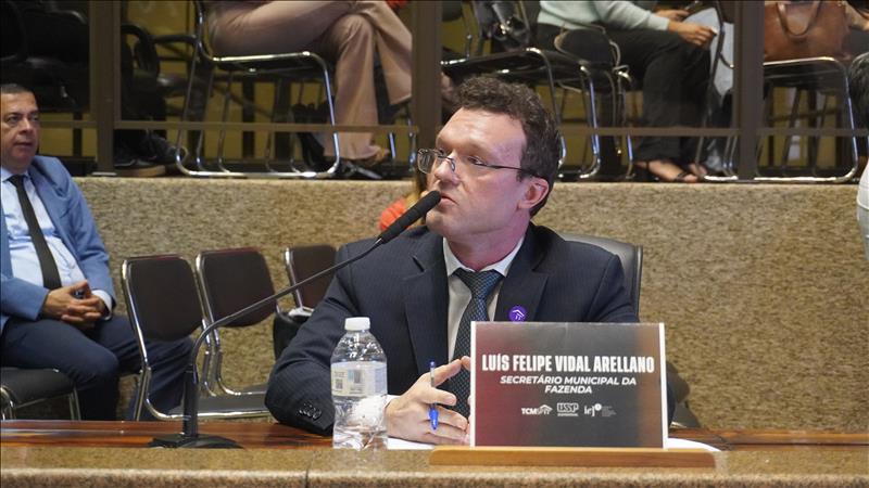O secretário municipal da Fazenda, Luis Felipe Vidal Arellano