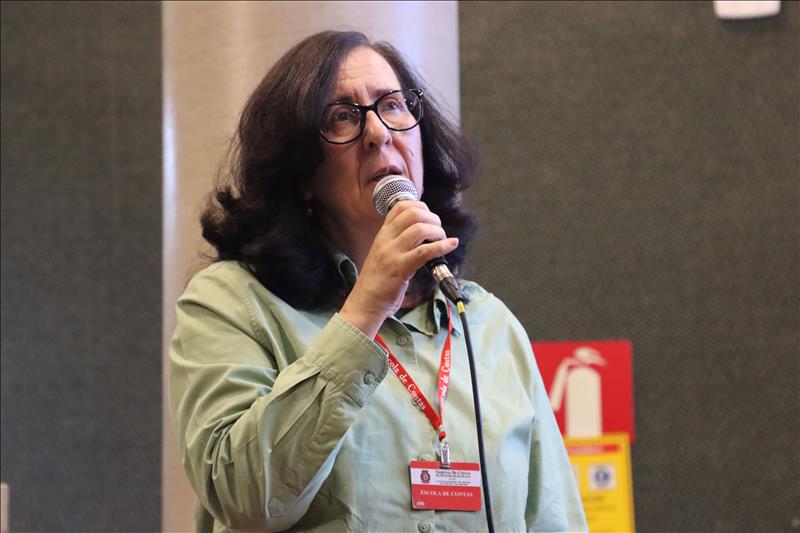 Professora em epidemiologia da USP e especialista em estatísticas, sistemas de informação e inquéritos de saúde, Zilda Pereira da Silva
